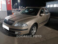 �koda Octavia 1.6MPi, �R, autoAC, temp