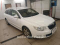 �koda Superb 2.0 TDi, 2.maj,�R, AT