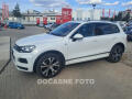 Volkswagen Touareg 3.0 TDi 4x4, 1.maj,�R, DSG