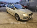 Ford Focus 1.6i, AC, v�h�ev sed