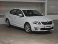 koda Octavia 1.6 TDi, R, AC, vhev sed
