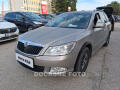 �koda Octavia 1.4 TSi, servis.kniha, AC