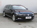Volkswagen Passat 2.0 TDi 4Motion, �R