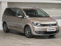 Volkswagen Touran 1.6 TDi, Navi, AC, park.�idla