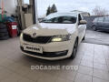 �koda Rapid 1.0TSi, AC, v�h�ev sed