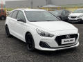 Hyundai i30 1.6 CRDi, Trikolor, AC, park