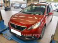 Peugeot 2008 1.2i, 1.maj,�R, servis.kniha