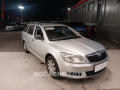 koda Octavia 1.6TDi, R, xenon, AC, tan