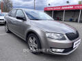 �koda Octavia 1.4TSi, �R, AC, v�h�ev sed