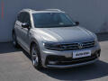Volkswagen Tiguan 2.0TDi, 1.maj,�R, R-Line