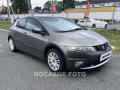 Honda Civic 1.8i-VTEC, �R, servis.kniha