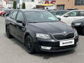 �koda Octavia 1.2 TSI, �R, AC, v�h�ev sed