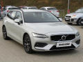 Volvo V60 2.0 D3, Momentum, AT