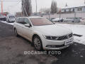 Volkswagen Passat 2.0TDi, DSG, navi, LED