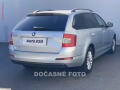 �koda Octavia 1.6TDi, �R, AC, v�h�ev sed