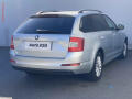 �koda Octavia 1.6TDi, �R, AC, v�h�ev sed