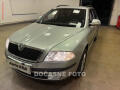 �koda Octavia 1.6MPi, �R