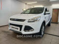Ford Kuga 1.5 EB, AC, park.�idla
