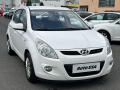 Hyundai i20 1.2i, �R, servis.kniha