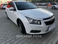 Chevrolet Cruze 1.6i, 1.maj,�R, AC, park