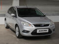 Ford Focus 1.6i, AC, park.�idla