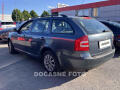 �koda Octavia 1.6 FSi, Xenon, v�h�ev.sed