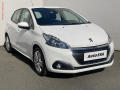 Peugeot 208 1.2 PT, Signature, navi