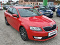 �koda Octavia 1.4 TSi, AC, v�h�ev sed