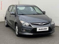 Hyundai i30 1.4i, 2.maj,�R, servis.kniha
