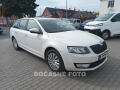 �koda Octavia 1.6TDi, �R, AC, v�h�ev sed