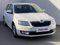 �koda Octavia 1.6 TDi, AC, v�h�ev sed