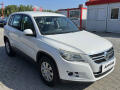 Volkswagen Tiguan 2.0TDi 4x4, servis.kniha, AC
