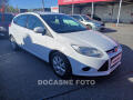 Ford Focus 1.6 i, �R, AC, ta�n�