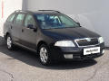 koda Octavia 1.6 MPi, Ambition, park.idla