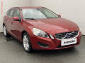 Volvo V60 2.4 D5, Momentum, AT