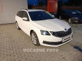 koda Octavia 1.6 TDi, R, AC, vhev sed