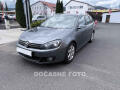 Volkswagen Golf 1.6 TDi, servis.kniha, AT