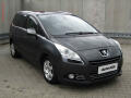 Peugeot 5008 2.0 HDi, servis.kniha