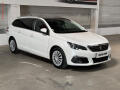 Peugeot 308 2.0HDi, LED