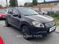 Nissan Qashqai 2.0 DCI +2, �R