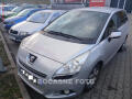 Peugeot 5008 1.6 Hdi, headUP, autoAC