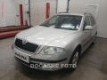 �koda Octavia 1.6i, Elegance, xenon