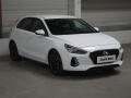 Hyundai i30 1.6i, �R, navi, LED