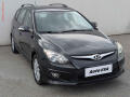 Hyundai i30 1.6i, �R, AC, park.asist