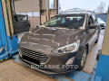 Ford Focus 1.0 i, navi, AC, temp