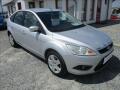 Ford Focus 1.6 i, klima, serv. kniha,