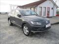 Volkswagen Touareg 3.0 TDI, DSG,servis,el.ta�n�