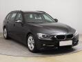 BMW 318 d, Xenony, Tempomat