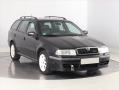 koda Octavia RS 1.8 T, rezervace, Xenony