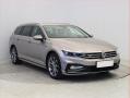 Volkswagen Passat Highline 2.0 TDI, R, R-LINE